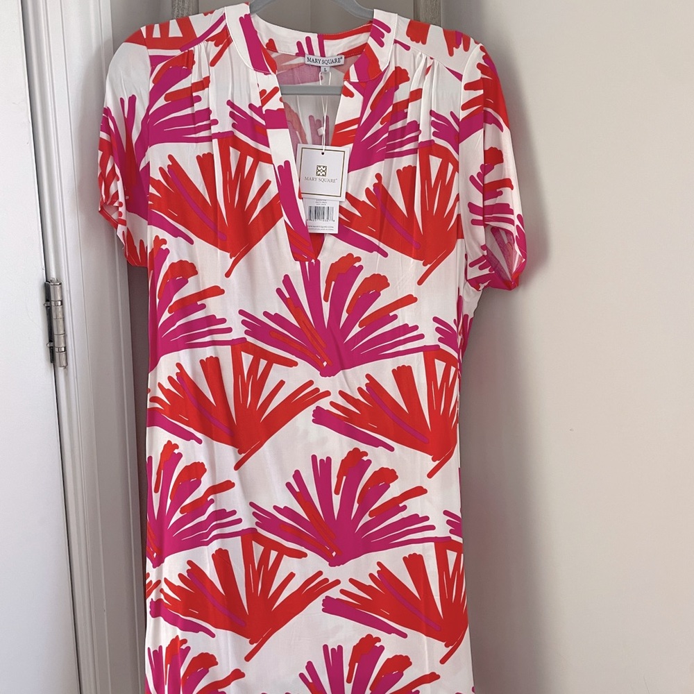 Maey Square Red/Pink/White Abstract Print Shift Dress (Large)